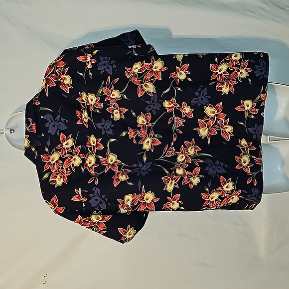 Island Traders Tropical Shirt - Picture 7 of 10